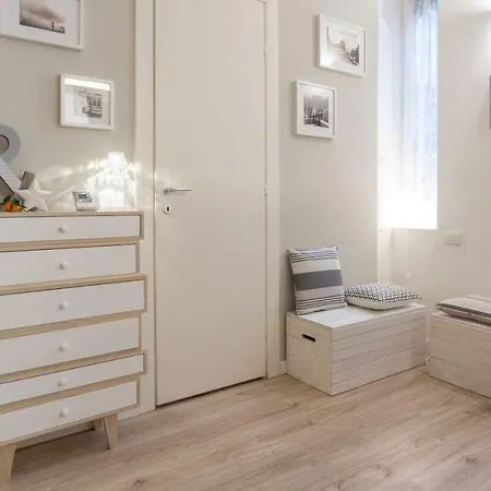 Enjoy Navigli - *