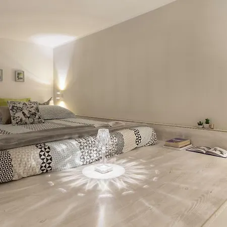 Apartment Enjoy Navigli - Milan